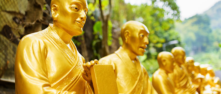 10000-buddha-monastery-725x310px