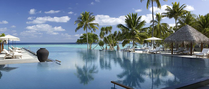 Four-Seasons-Resort-Maldives-at-Landaa-Giraavaru-725x310px