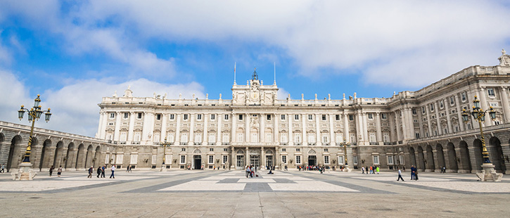 Royal-Palace-of-Madrid-725x310px