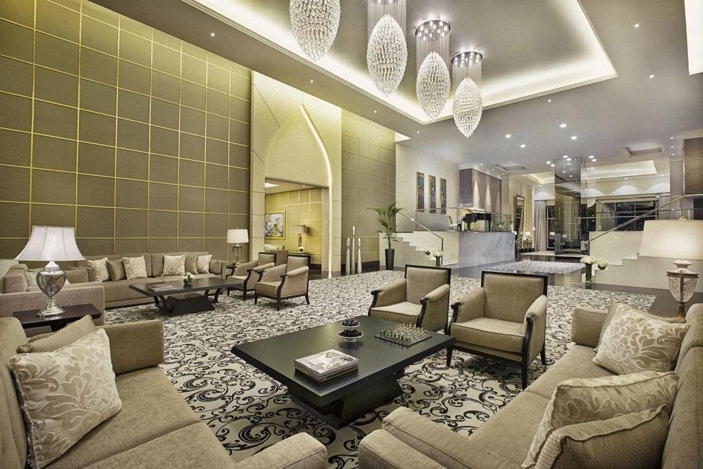 Waldorf Palm Royal Suite 2